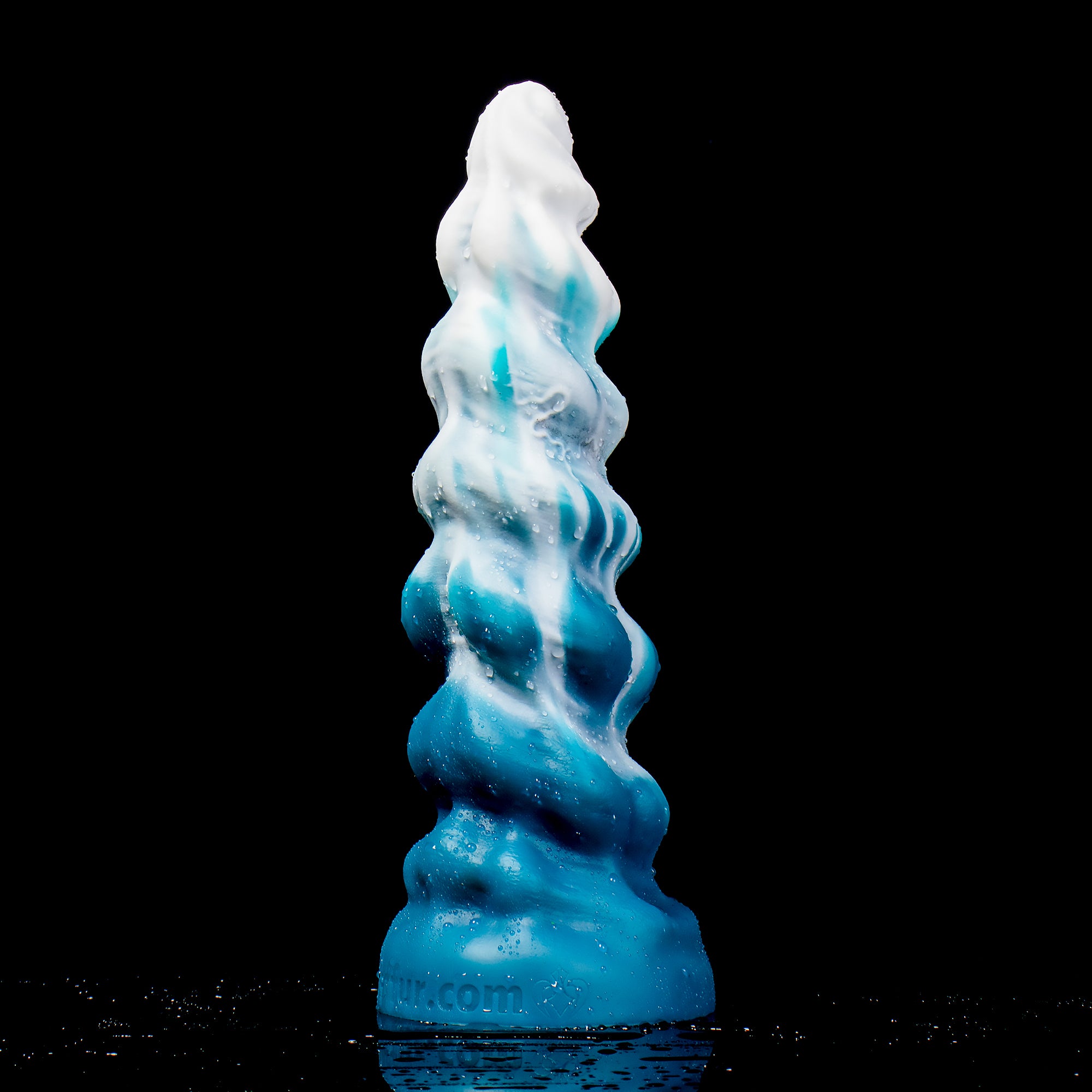 Oieffur Thick Conqueror Platinum silicone fantasy dildo with tapered design, featuring realistic shape and smooth surface. Hauptbild